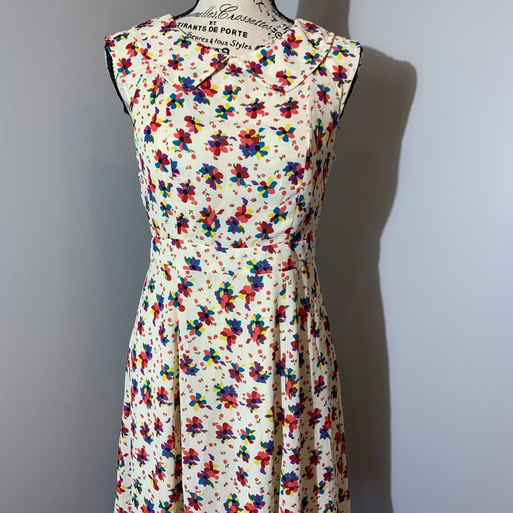 Sunny Girl flower dress